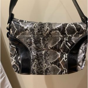 Cute purse brown with black